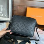 louis vuitton duo messenger bag black 25cm m69827 qt69d.jpg