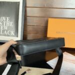 louis vuitton duo messenger bag black 25cm m69827 qyxqx.jpeg