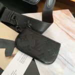 louis vuitton duo messenger bag black 25cm m69827 wso1a.jpeg