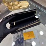 louis vuitton epi sarah wallet black 28cm g80p4.jpeg