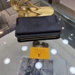 louis vuitton epi sarah wallet black 28cm owhex.jpeg