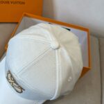louis vuitton lv city cap white nk4hw.jpg
