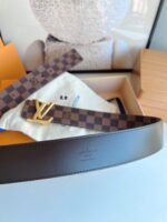 louis vuitton lv initiales reversible belt brown 40cm nrnwr.jpeg