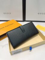louis vuitton lv vertical wallet black 19cm m81330 nbdkn.jpeg