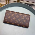 louis vuitton monogram sarah wallet 19cm brown m60531 mtgn8.jpg