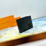 louis vuitton multiple wallet black 11cm m69829 7nzpe.jpg