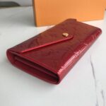 louis vuitton sarah monogram wallet red 19cm gvhyr.jpg
