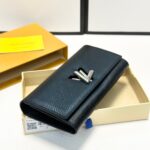 louis vuitton twist wallet leather black 19cm m68309 dpxc1.jpg