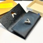 louis vuitton twist wallet leather black 19cm m68309 f36uj.jpg