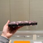 louis vuitton x takashi murakami zippy wallet sakura brown 19cm m13433 nihs0.jpg