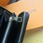 louis vuitton zippy wallet monogram black 19cm m61864 t5m26.jpeg