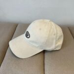 miumiu baseball cap basic white qrkgg.jpg