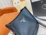 prada leather mini shoulder bag black 20cm 1bh191 2dkv f0002 v 3oo 1rumy.jpeg