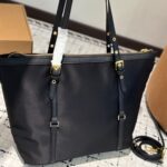 prada luxury gallery pocono shoulder black 34cm gvram.jpg