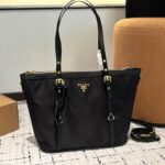 prada luxury gallery pocono shoulder black 34cm r7yic.jpg