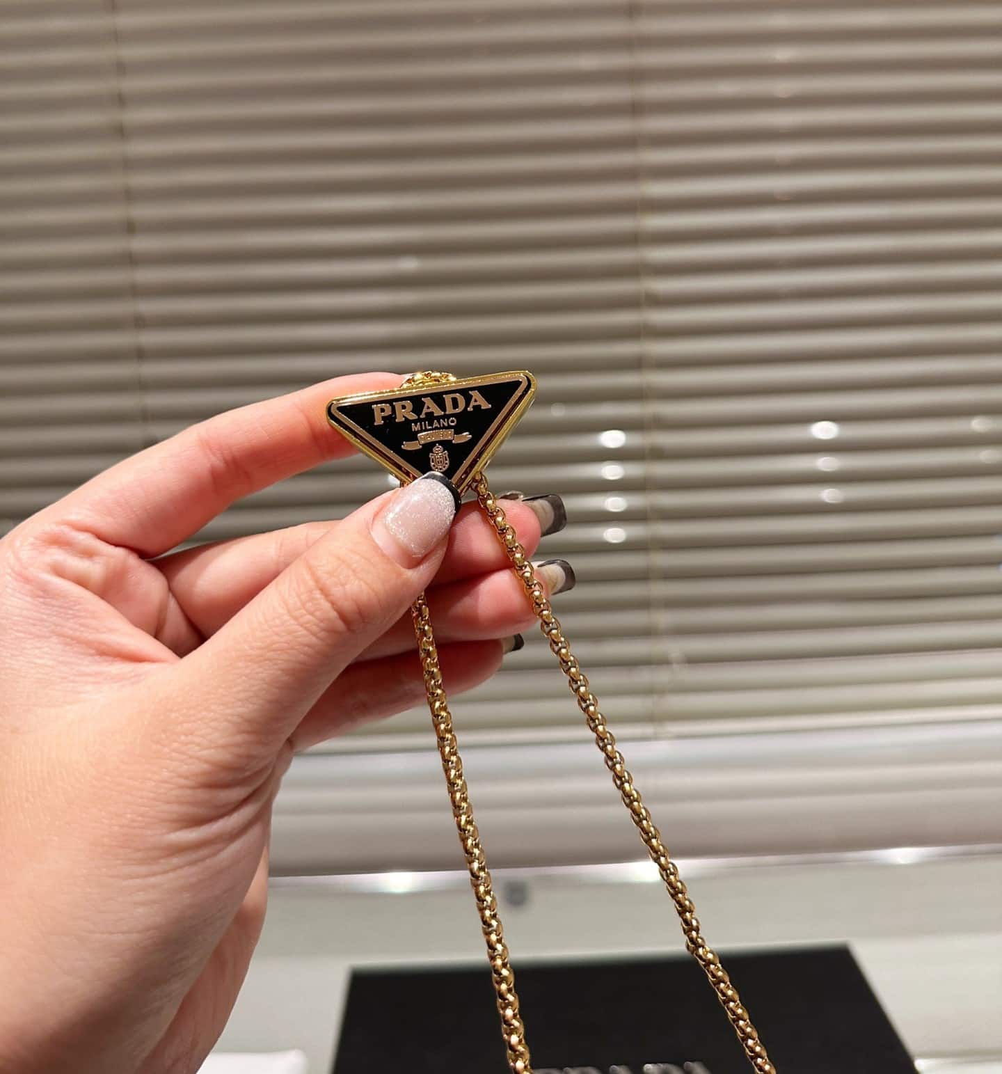 prada patent leather mini bag black 20cm 1bp051 069 f0002 v 5to wrpj3.jpeg