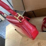 prada patent leather shoulder bag in cherry red 25cm 1bd355 069 f0e06 v hto j1cy5.jpg