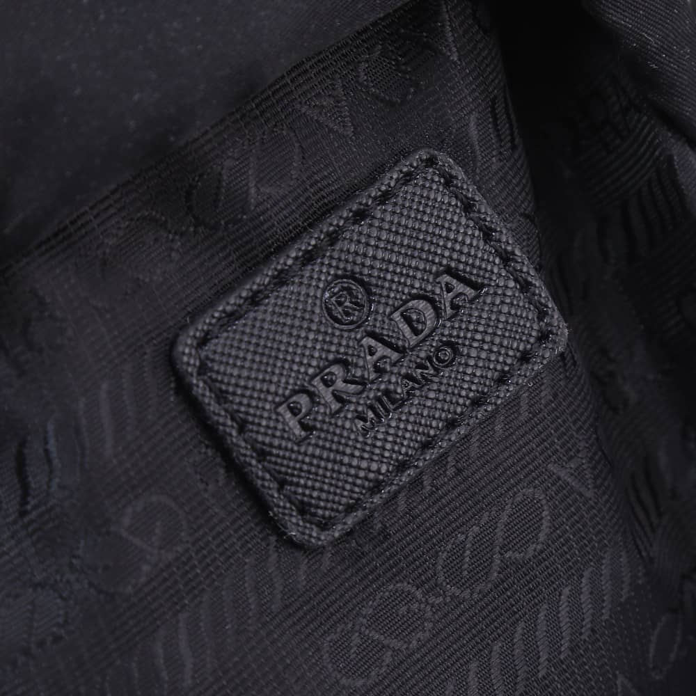 prada re nylon smartphone case black 18cm 2zh1552dmif0002 anq4y.jpg
