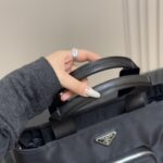 prada re nylon tote bag black 32cm 1bg354 rv44 f0002 v b1m 4kx51.jpg prada re nylon tote bag black 32cm 1bg354 rv44 f0002 v b1m 4kx51.jpg