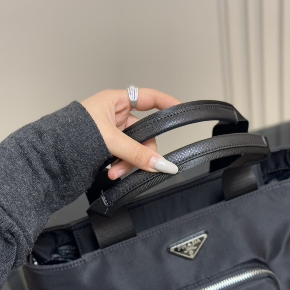 prada re nylon tote bag black 32cm 1bg354 rv44 f0002 v b1m 4kx51.jpg