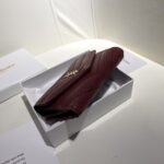 saint laurent cassandre matelass small envelope wallet in grain de poudre leather 11cm 7uvsg.jpg