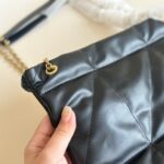 saint laurent jamie 4 3 pochon in black 31cm 781666aab321000 89eb7.jpg