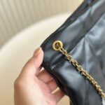 saint laurent jamie 4 3 pochon in black 31cm 781666aab321000 vz9cg.jpg