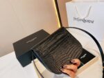 saint laurent kaia small embossed leather black bag 18cm htrsi.jpg
