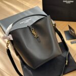 saint laurent le 37 in shiny leather black 25cm 7428282r20w1000 w91y2.jpg