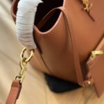 saint laurent le 37 in shiny leather brown 25cm awhrs.jpg