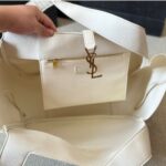 saint laurent le 5 7 bea in grained leather white 50cm 763435aaddg i2z3i.jpg