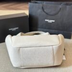 saint laurent le 5 7 bea in grained leather white 50cm 763435aaddg jl4ds.jpg