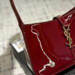 saint laurent le 5 a 7 patent hobo bag in shiny leather wine red 25cm h8yxy.jpg