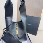 saint laurent leather shoulder bag with padlock detail black 27cm qir1x.jpg