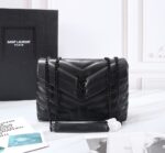 saint laurent loulou small chain bag in matelass y black noir 23cm 494699dv7281000 vx0rr.jpg