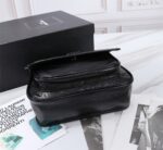 saint laurent niki baby chain bag in crinkled vintage black noir 21cm 6331600en041000 xmzak.jpg