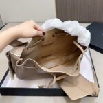 saint laurent paris vii hobo bag beige 30cm w4d8n.jpg