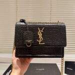 saint laurent sunset medium in crocodile embossed leather black 22cm 442906dnd0j1000 a5m6h.jpg