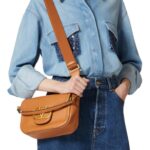 valentino garavani alltime grainy leather shoulder bag almond 23cm 5w0b0n20imz kel hq8jn.jpg