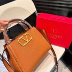 valentino garavani alltime handbag in almond 26cm 5w2b0q18imz zg1 zg3jn.jpg