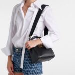 valentino garavani alltime handbag in black 26cm 5w2b0q18imz 0no 2cfbx.jpg
