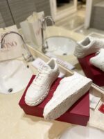 valentino garavani freedots low top sneaker in leather white 4y2s0h43rdg 0bo gpmeq.jpg
