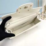 valentino garavani loc shoulder bag in ivory 27cm lsgoi.jpg