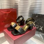 valentino garavani one stud leather sandals black 5m946.jpg