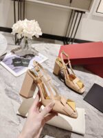 valentino garavani one stud patent leather slingback pump rose cannelle zvde6.jpg