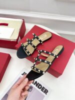 valentino garavani rockstud flat slide sandal black 5w2s0c49vod 0no umy1t.jpg
