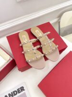 valentino garavani rockstud flat slide sandal pink 5w2s0c49vod p45 cfqxr.jpg