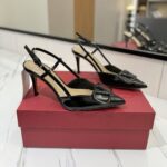 valentino garavani vlogo signature patent leather slingback pump black 4w2s0r01tmk 0no mvabu.jpeg