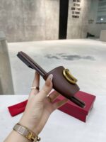 valentino garavani vlogo signature slide sandal brown nn14m.jpg