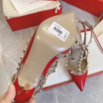 valentino patent rockstud caged pump 100mm red zvljo.jpg